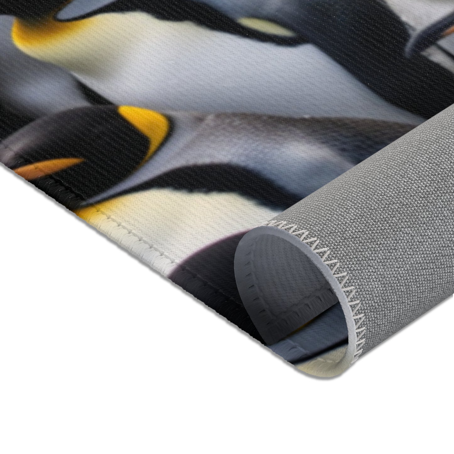 Empereor Penguins Hochformat