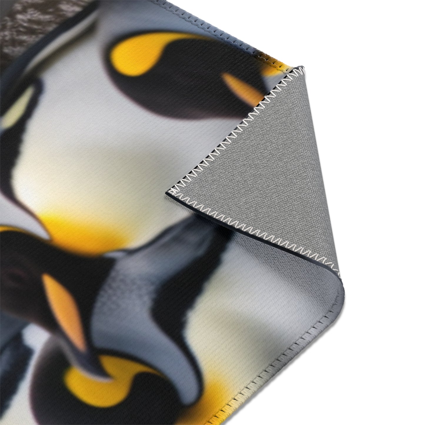 Empereor Penguins Hochformat