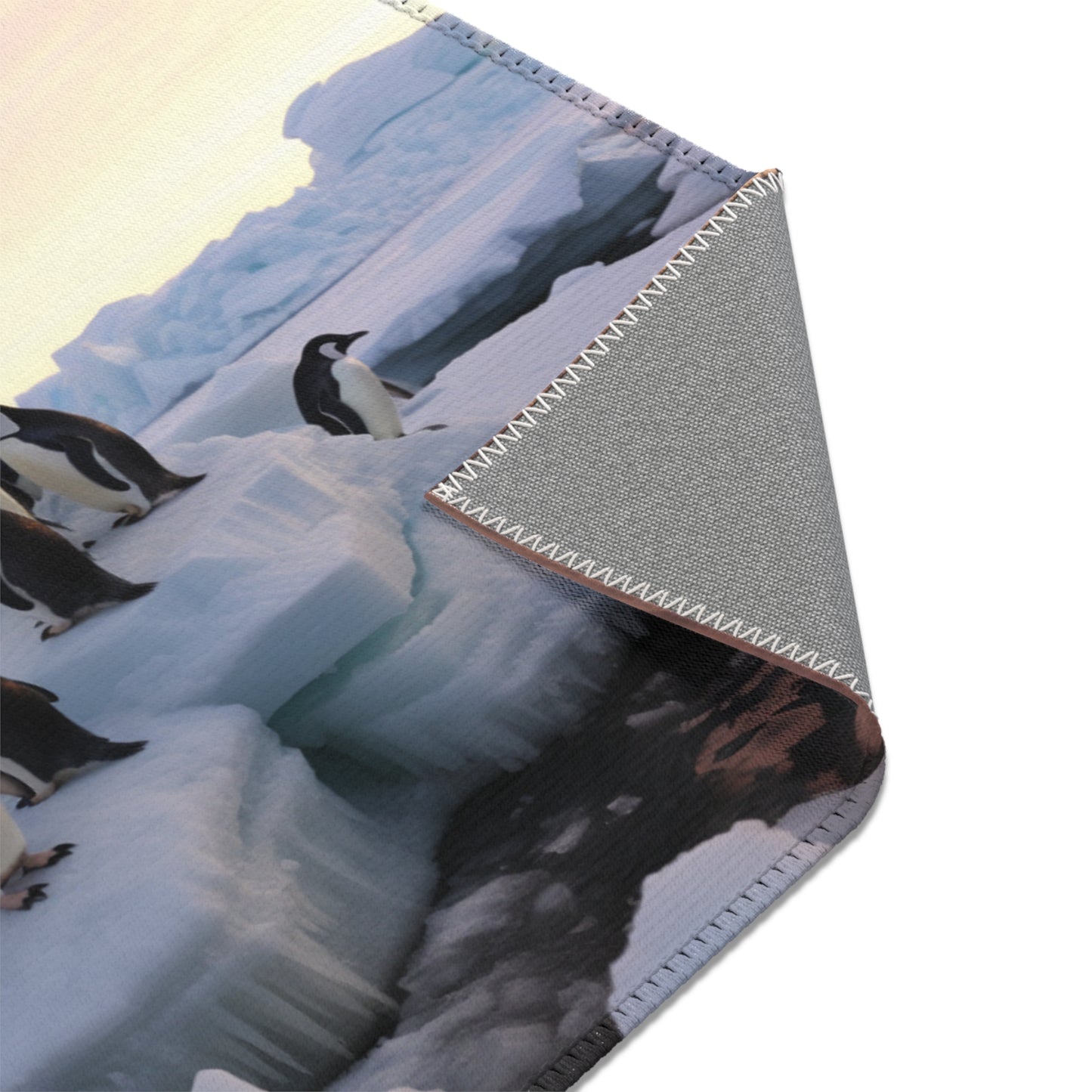 Penguin Evening Querformat