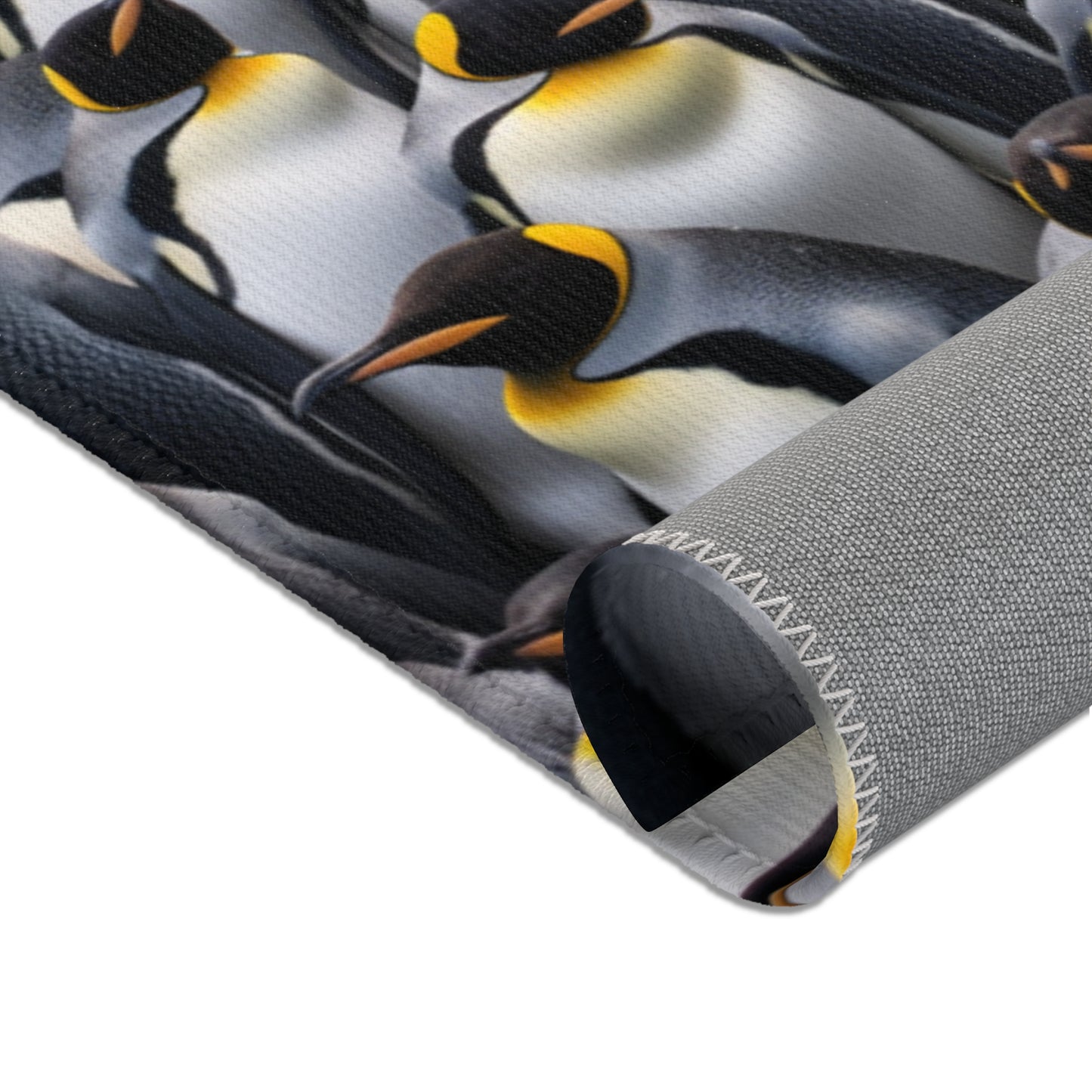 Empereor Penguins Hochformat